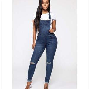 FASHION NOVA OVERALLS